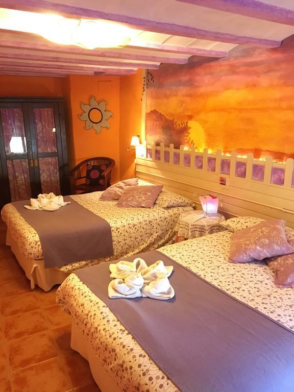 Casa El Pelaire Guest House Perarrua Ngoại thất bức ảnh